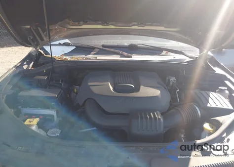 2011 Jeep Grand Cherokee Laredo z USA, uszkodzony, nr VIN 1J4RR4GG0BC721812